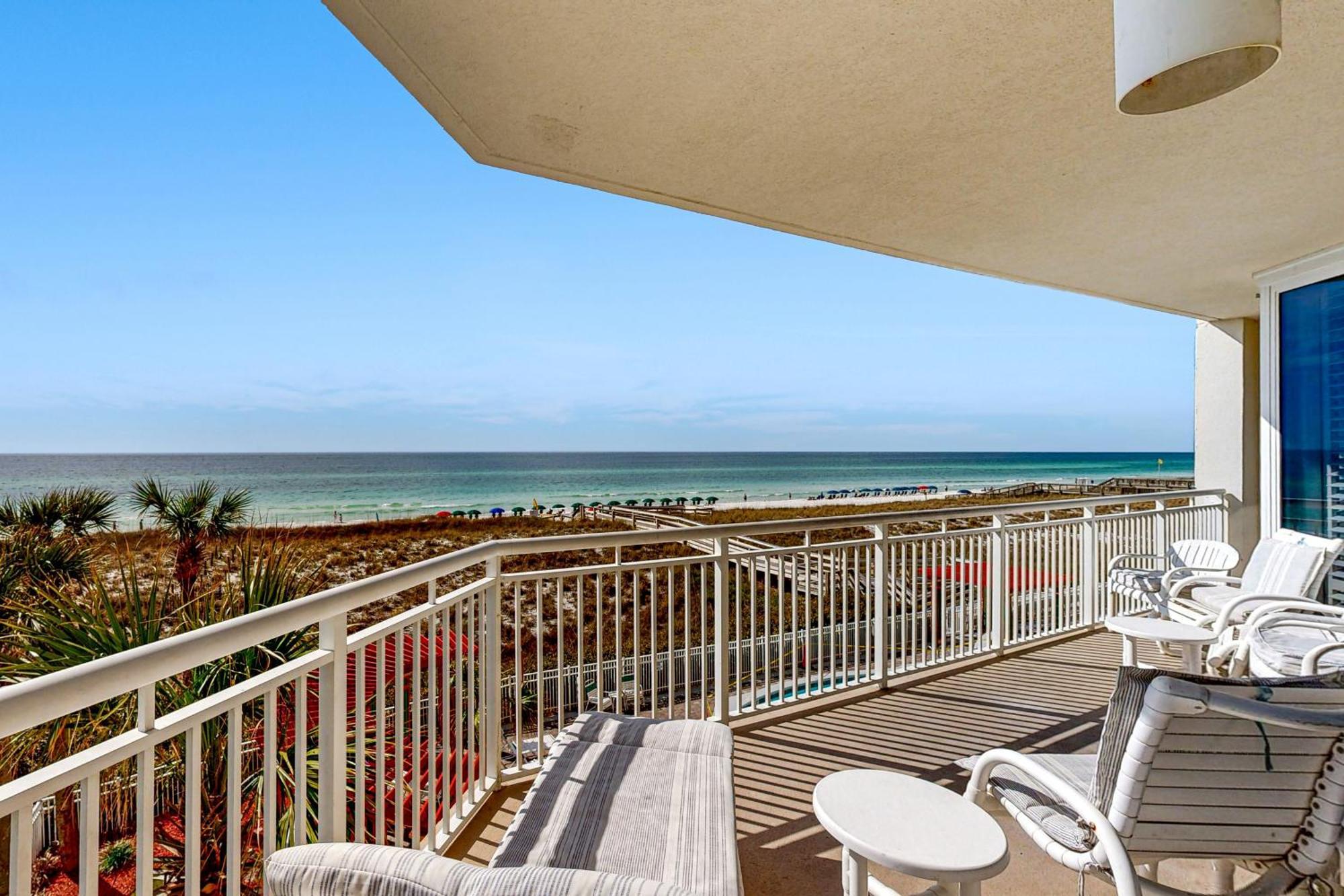 Pearl Condos Navarre Room photo